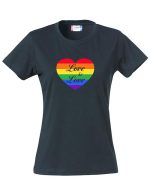 t-skjorte love is love hjerte